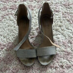 Old Navy Women's Striped Heels - Black and White